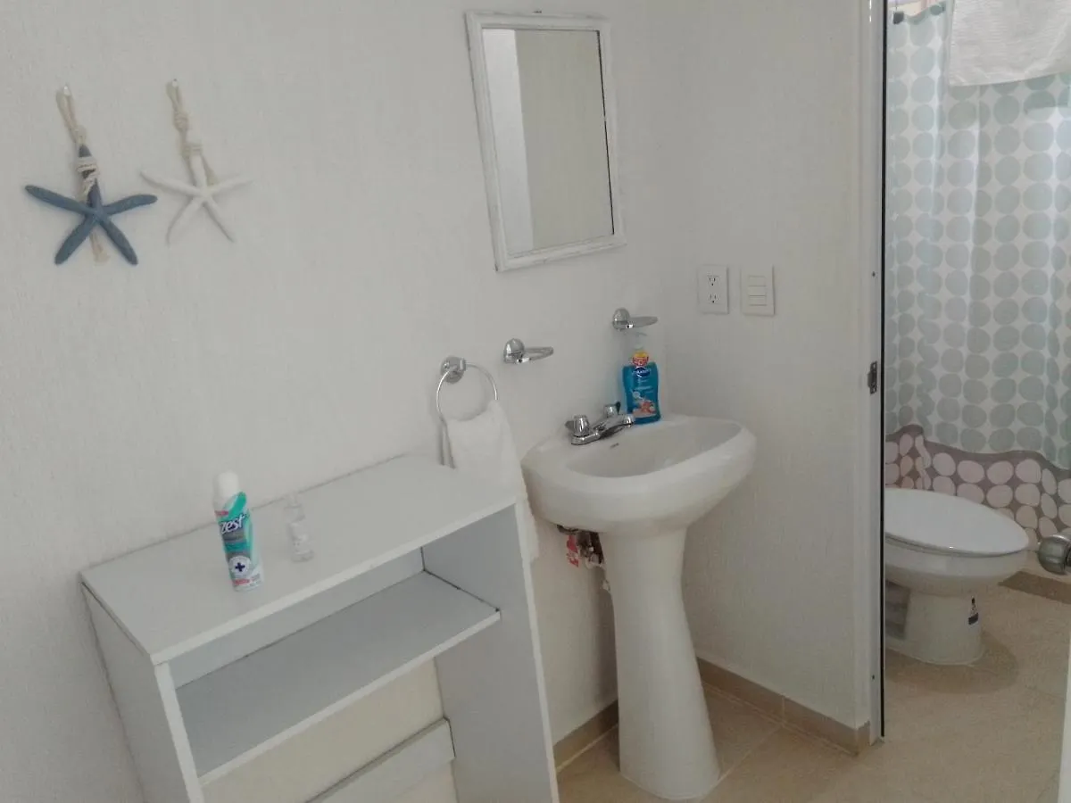 كانكون Fraccionamiento Jardines Del Sur 5 Calle Margaritas 3 No. 10 0*,  المكسيك